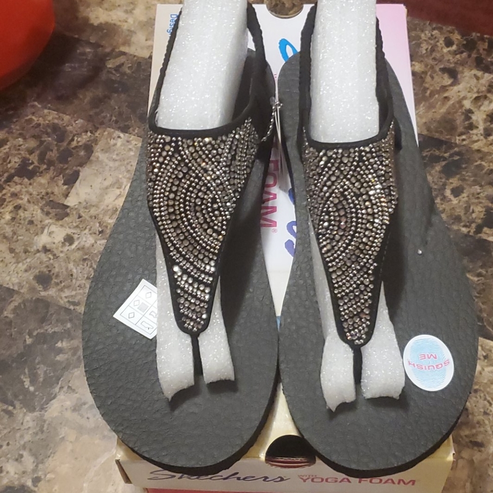 Sandles